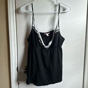 Black and white Victoria’s Secret sleepwear top